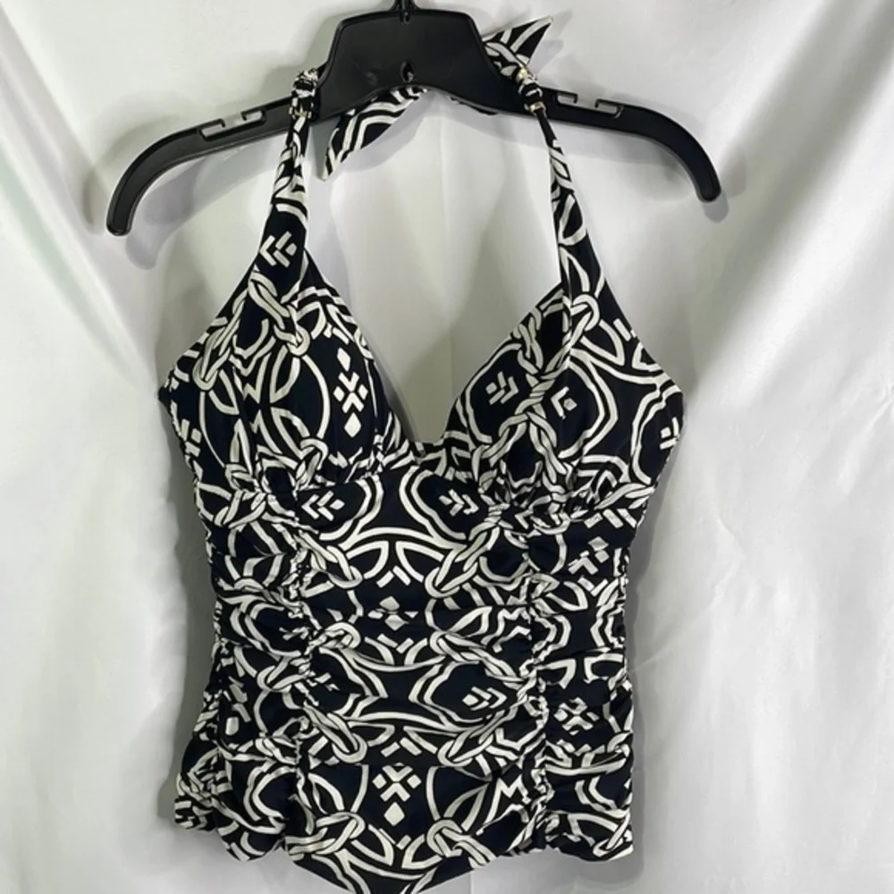 Lands’ End black and white tankini top